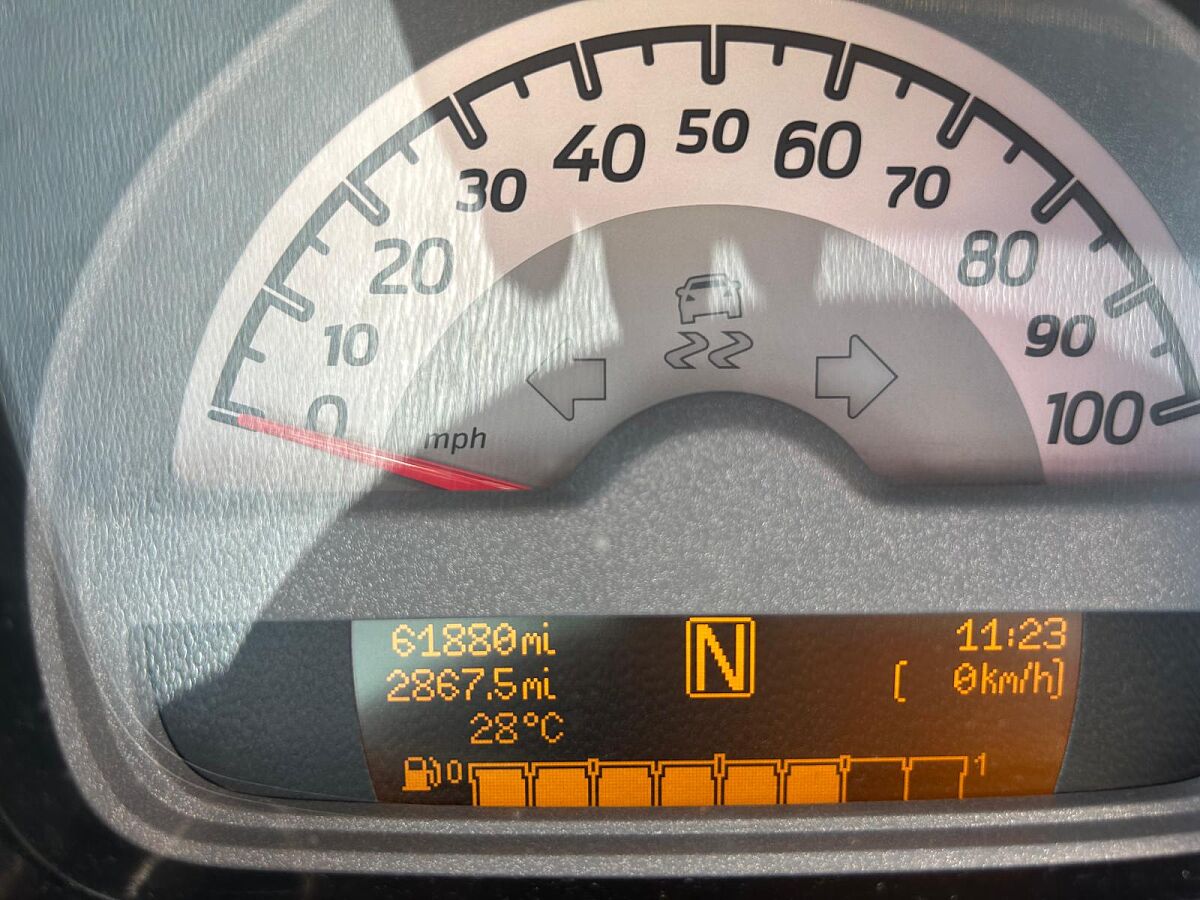 SMART FOR TWO PASSION COUPE 1.0 MHD AUTO SPANISH RHD IN SPAIN 61000 MILES 2010